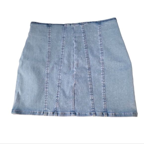Free People Layla Zip Denim Mini Skirt in Starwash Blue Size 8 - Picture 6 of 8